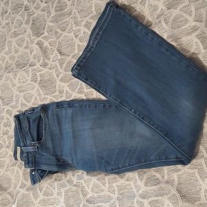 Women's Levi Flare Jeans